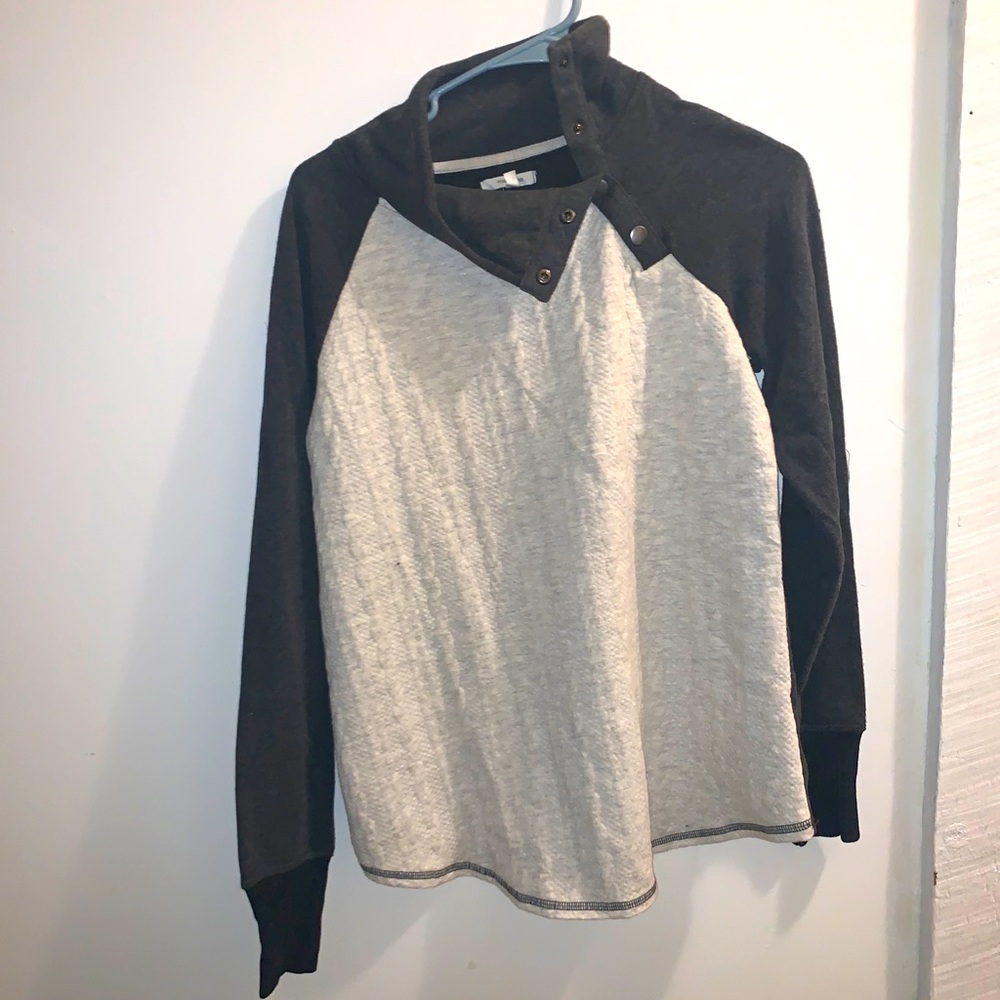 Quilted Style Long Sleeve